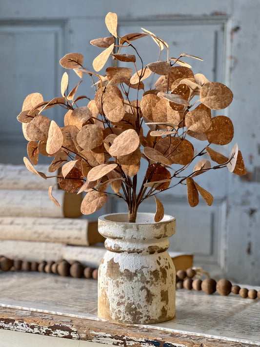 Tupelo Leaves Bush, Feathered Farmhouse