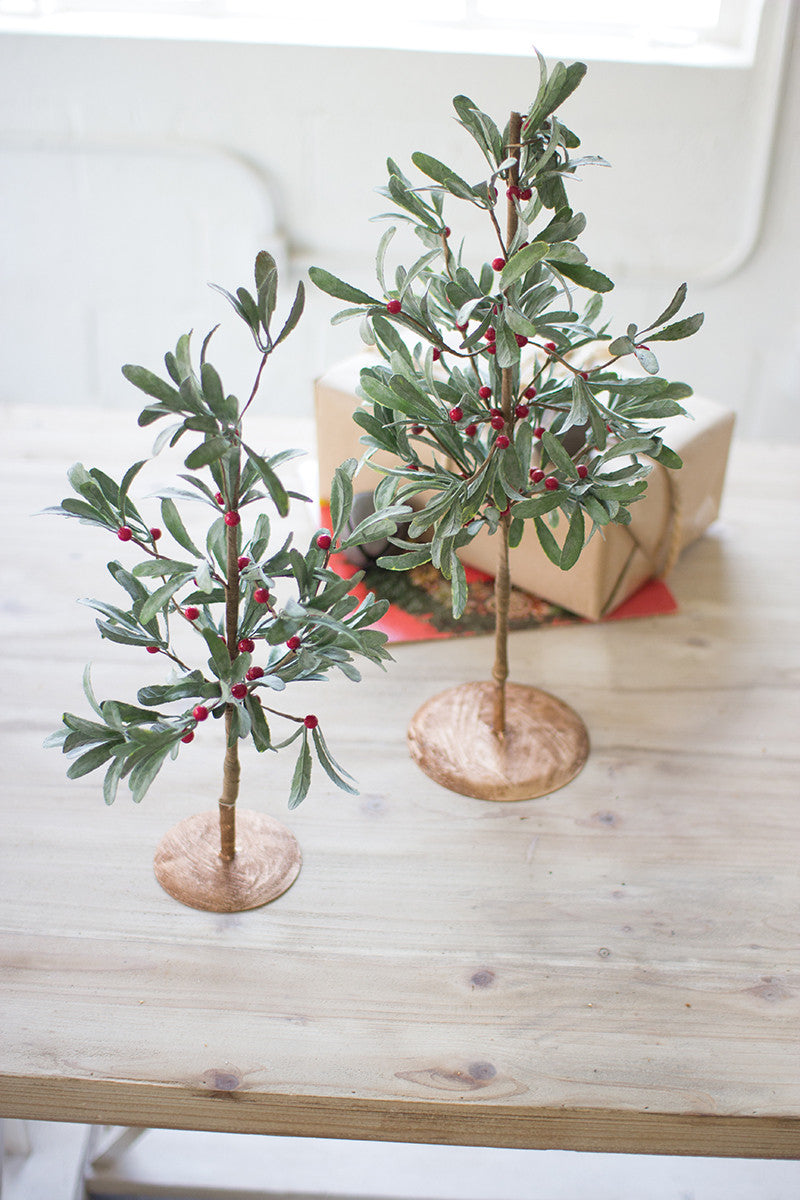 Mistletoe Trees, The Feathered Farmhouse