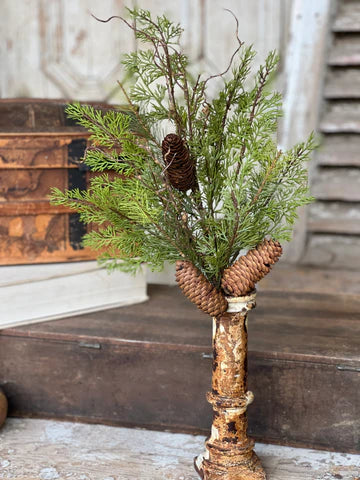 Lockwood Cedar Bush, Feathered Farmhouse