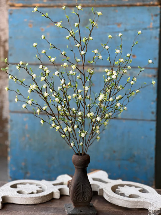 Love Buds Bush, Feathered Farmhouse