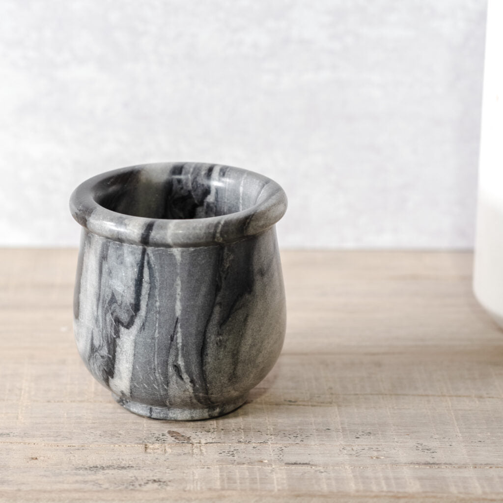 Black Marble Pot, The Feathered Farmhouse