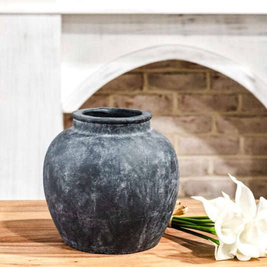 Varied Charcoal Clay Pot, The Feathered Farmhouse