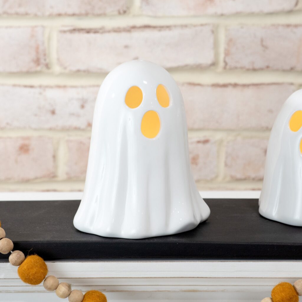 Ceramic Ghost, The Feathered Farmhouse