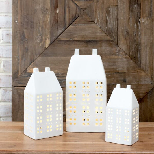 LED Plaza Houses, The Feathered Farmhouse