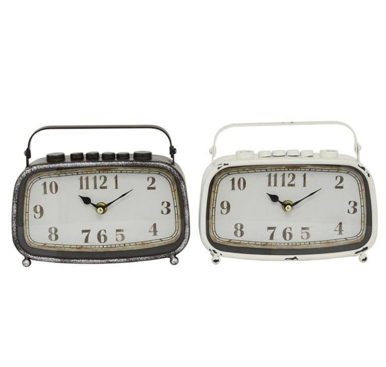 Retro Radio Clock, The Feathered Farmhouse