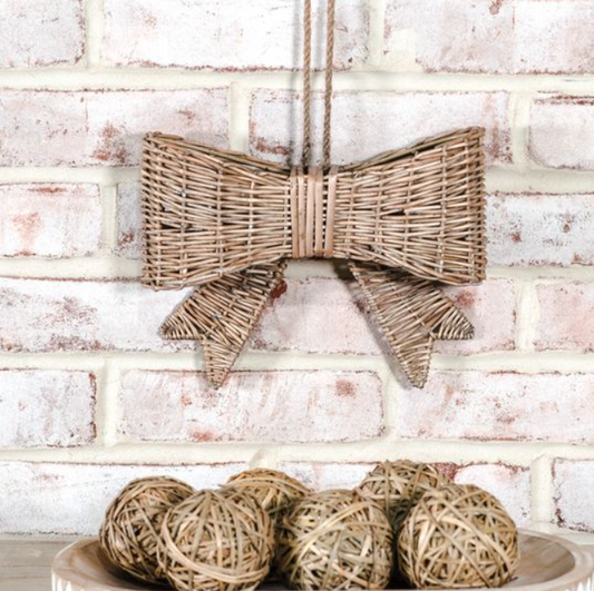 Willow Bow, Feathered Farmhouse