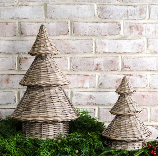 Willow Christmas Tree, Feathered Farmhouse