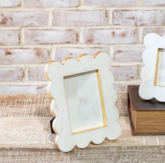 Marble Scalloped Frame, Feathered Farmhouse