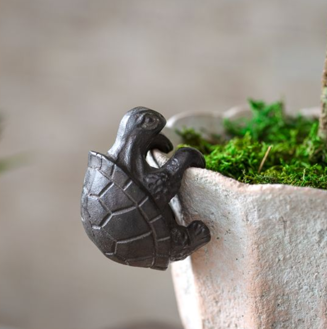 Iron Turtle Pot Hanger, Feathered Farmhouse