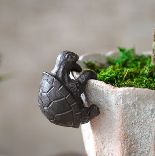 Iron Turtle Pot Hanger, Feathered Farmhouse