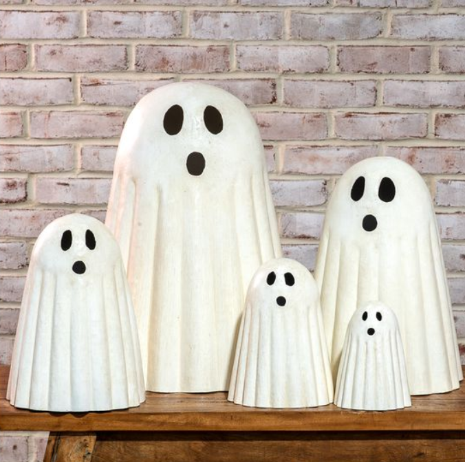 Metal Ghost Decor, Feathered Farmhouse