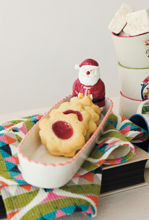 Santa Ceramic Scalloped Dish, The Feathered Farmhouse