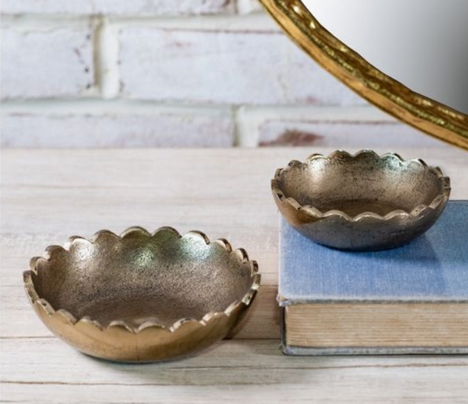 Gold Scallop Bowls