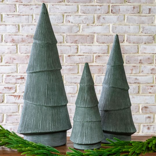 Green Holiday Tree, Feathered Farmhouse