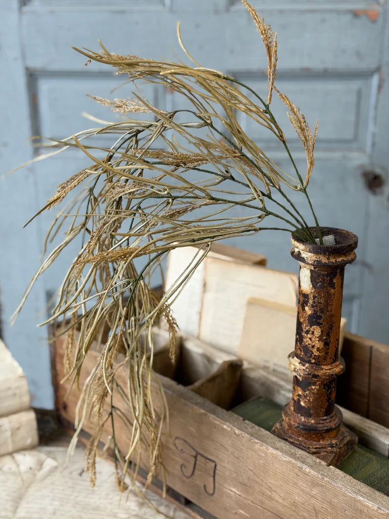 Wheaten Waves Hanging, Feathered Farmhouse
