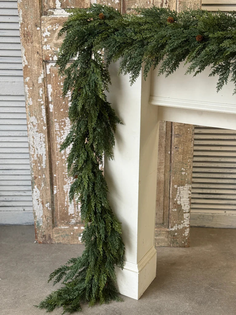 Woodbridge Cedar Garland, Feathered Farmhouse