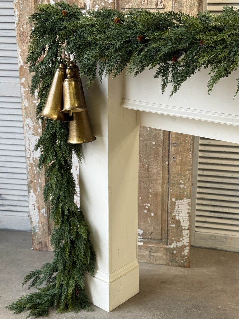 Woodbridge Cedar Garland, Feathered Farmhouse