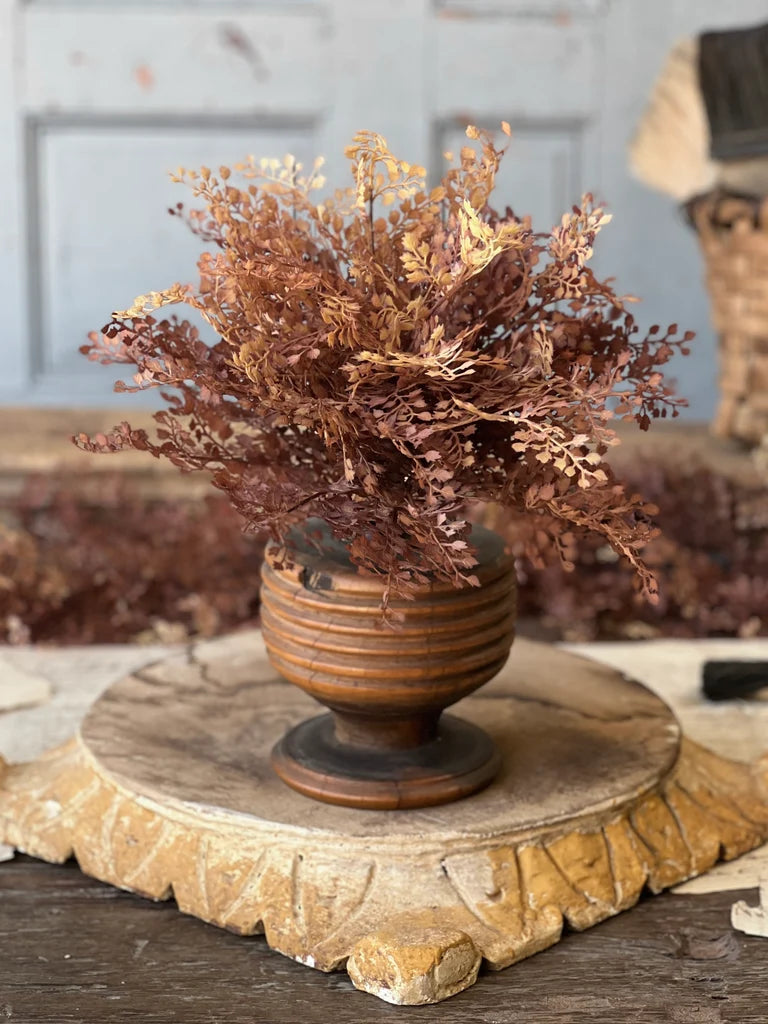 Tattersall Leaves Bush, Feathered Farmhouse