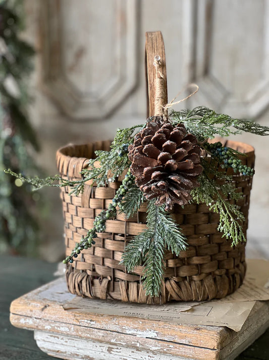 Greensleeves Pine Hanging, Feathered Farmhouse