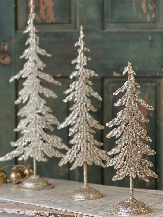 Glittering Groves Tree, Feathered Farmhouse