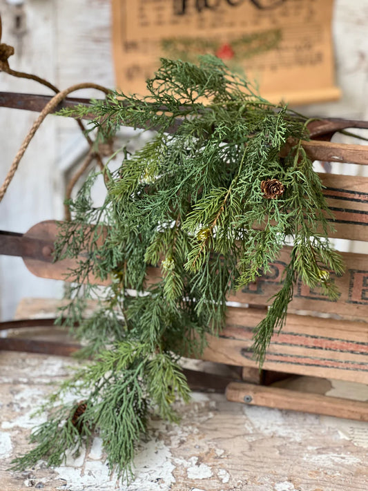 Telluride Spruce Hanging, Feathered Farmhouse
