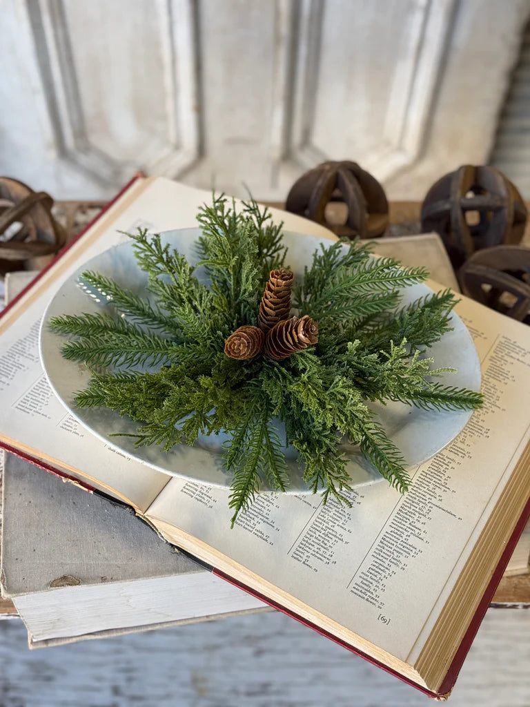 Tarrytown Cedar Minipiece, Feathered Farmhouse