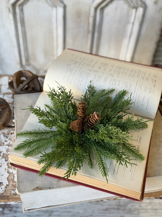 Tarrytown Cedar Minipiece, Feathered Farmhouse