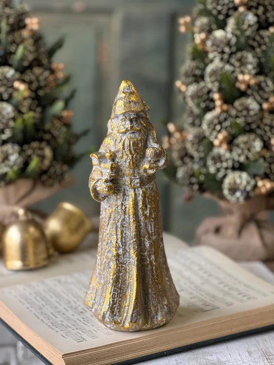 Gleaming Saint Nicholas, Feathered Farmhouse