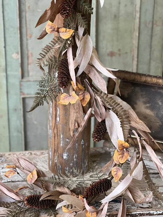 Quitman Husk Garland, Feathered Farmhouse