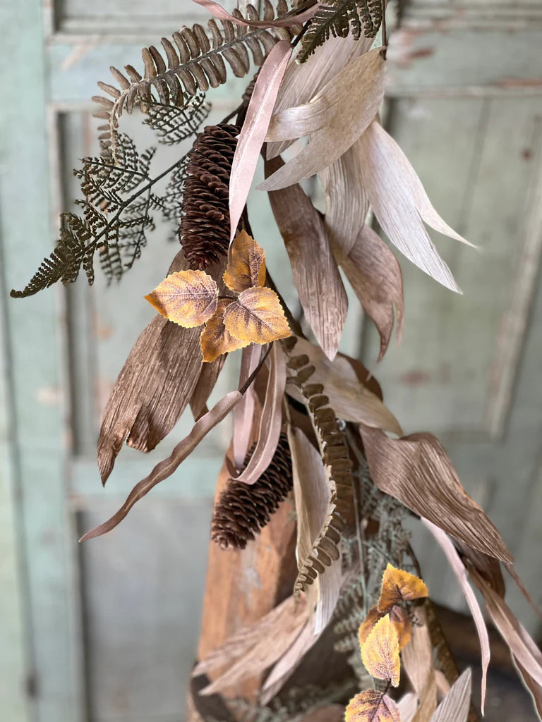 Quitman Husk Garland, Feathered Farmhouse