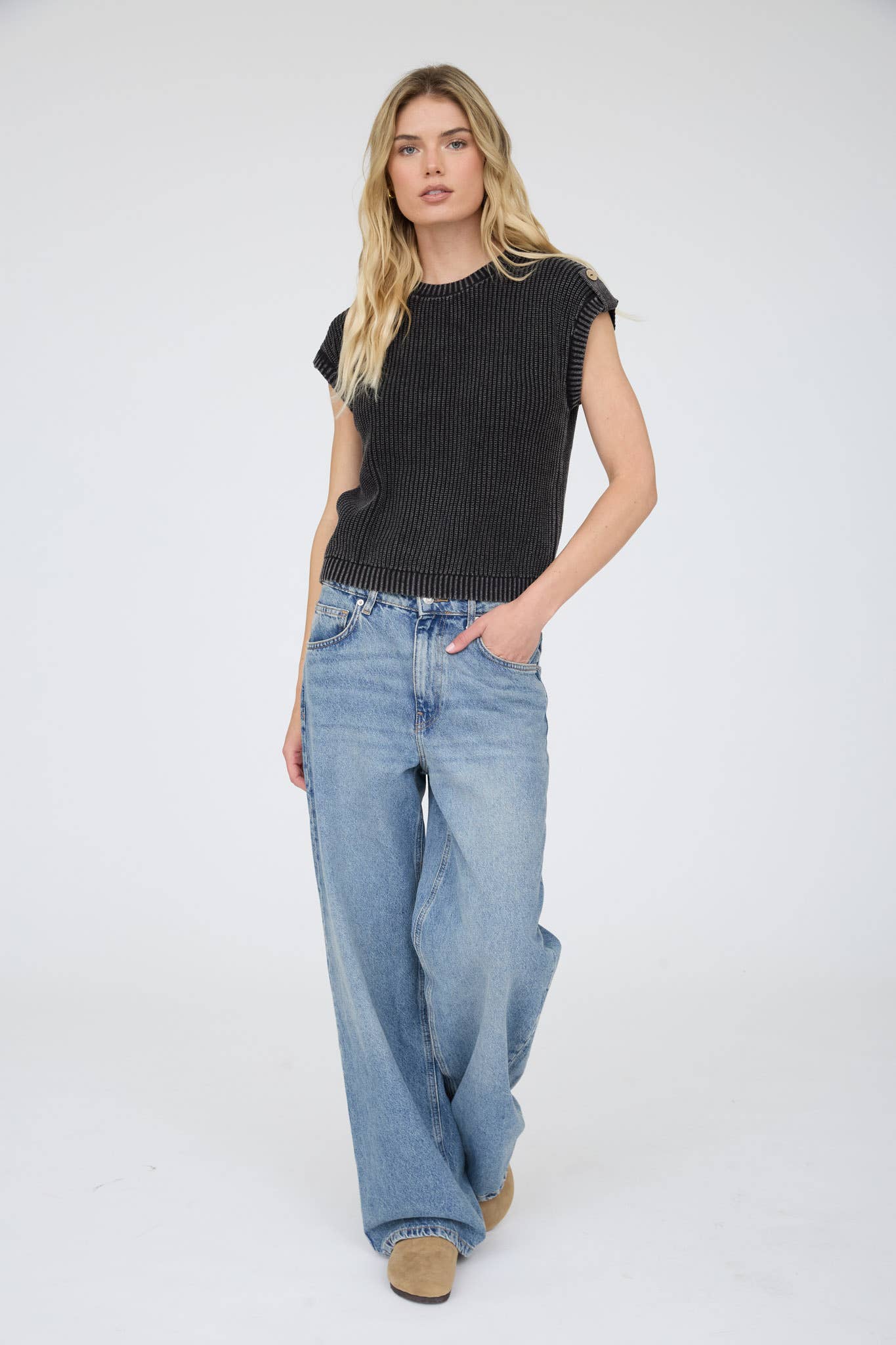 Charcoal Acid Washed Top, Feathered Farmhouse