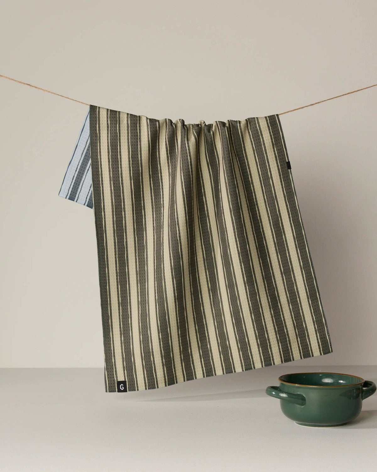Flow Luxe Kitchen Towel, Feathered Farmhouse