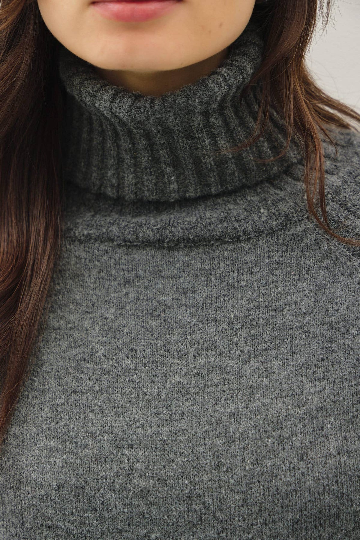 Daphne Turtleneck Sweater, The Feathered Farmhouse