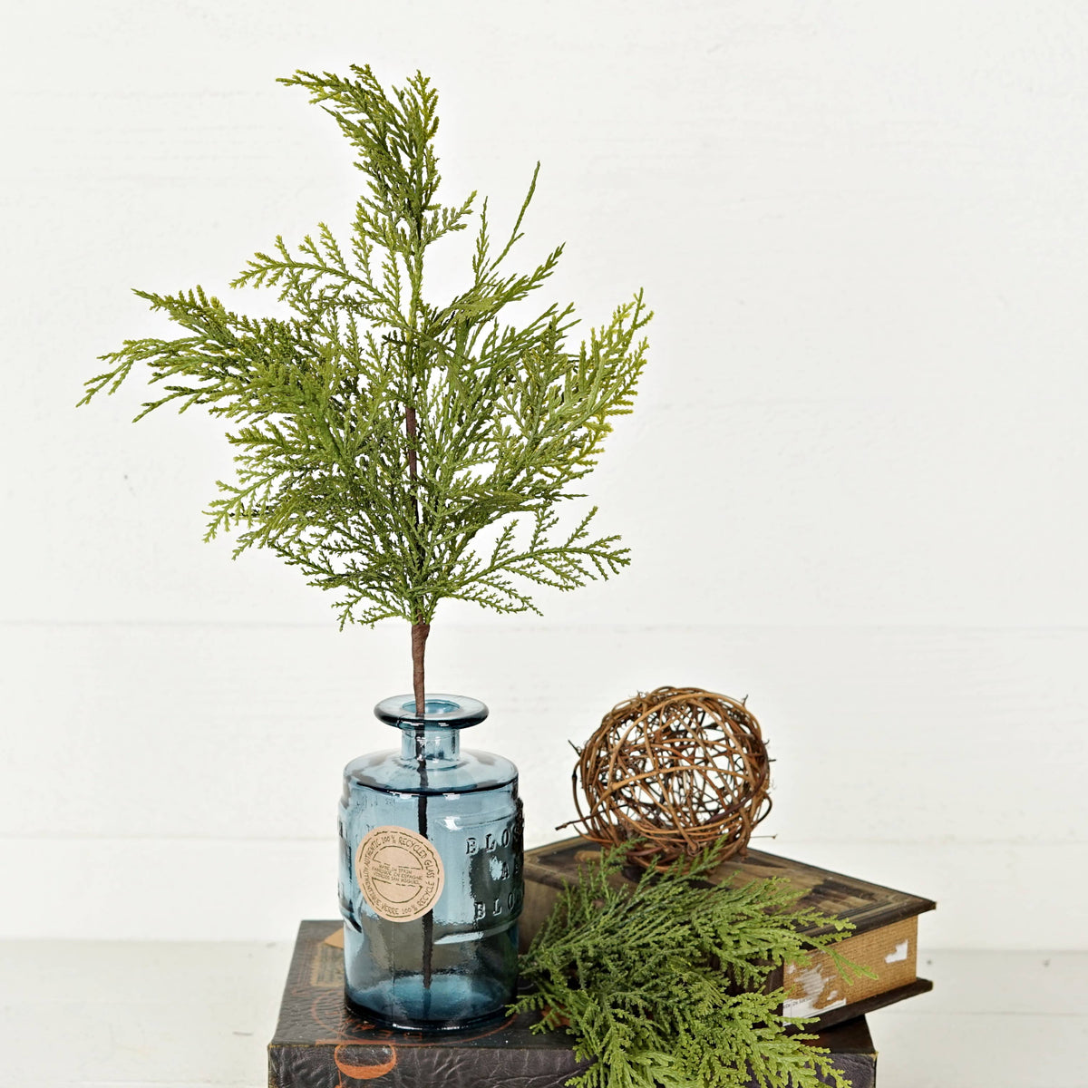 Cedar Mix Real Touch Stem, Feathered Farmhouse