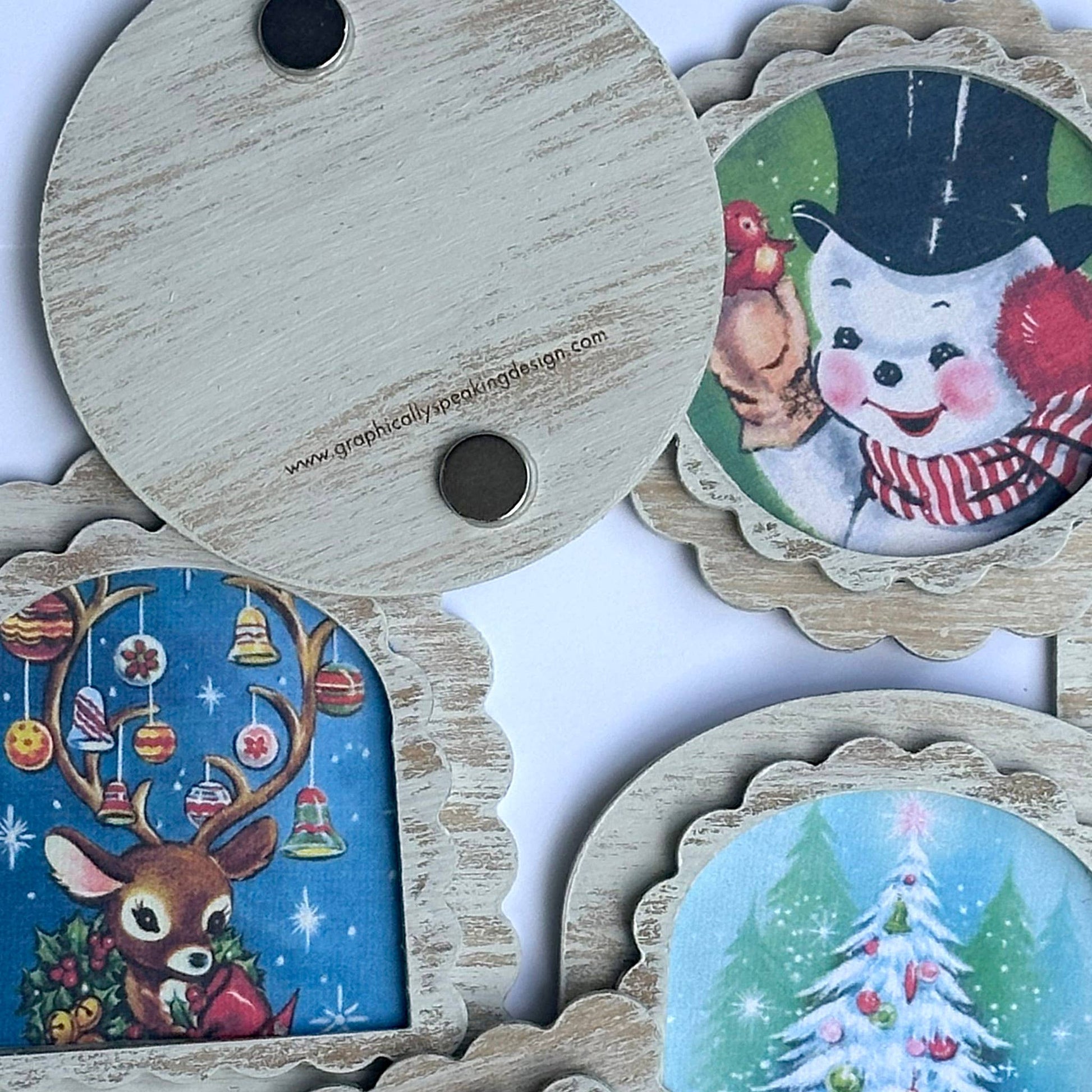 Vintage Style Retro Christmas Magnet, Feathered Farmhouse