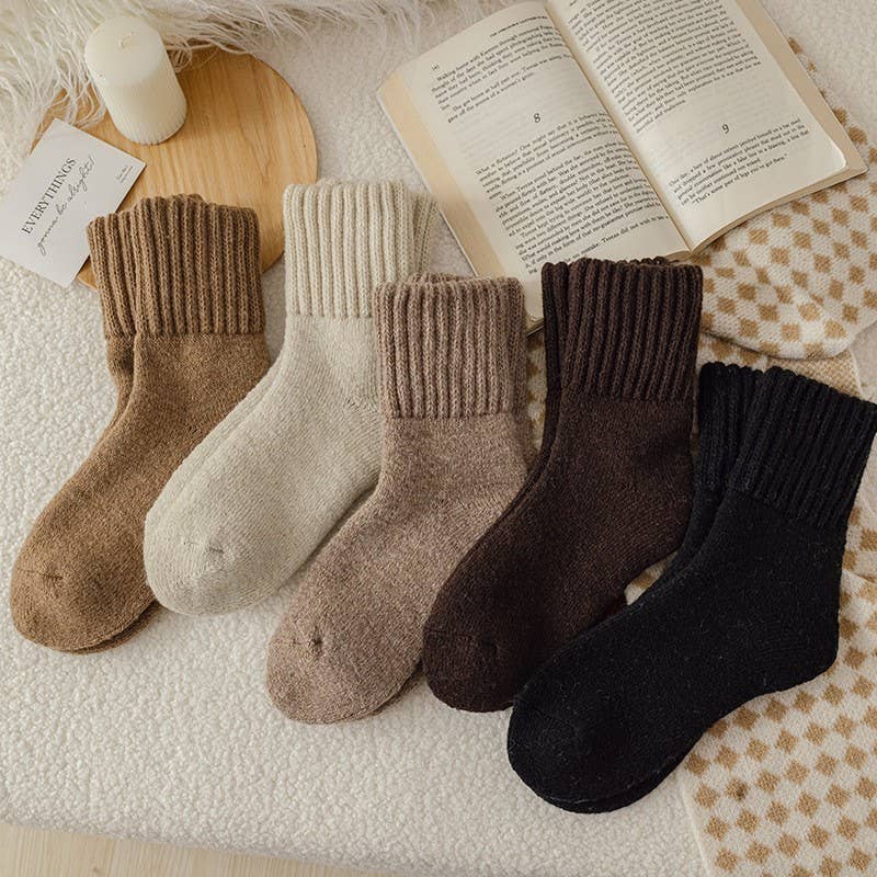 Cozy Ribbed Thick Crew Socks