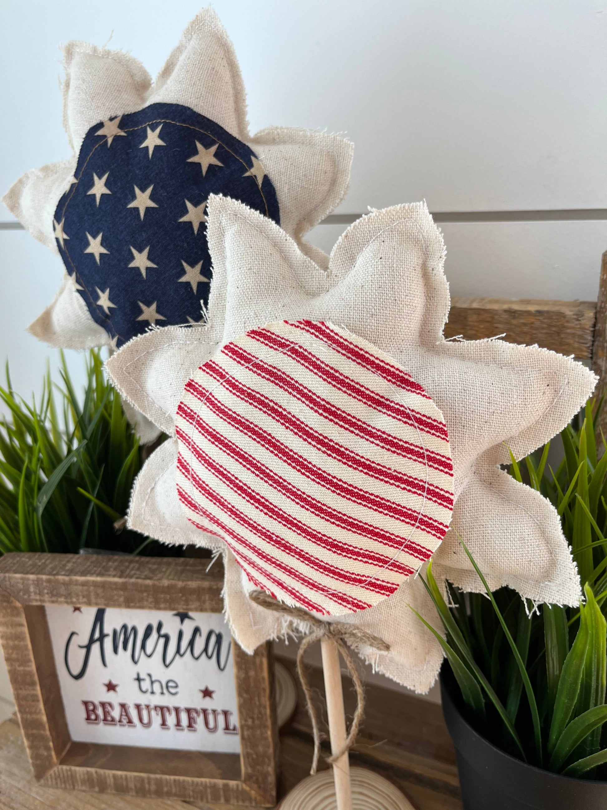 Vintage Rustic Sunflower Set, Feathered Farmhouse