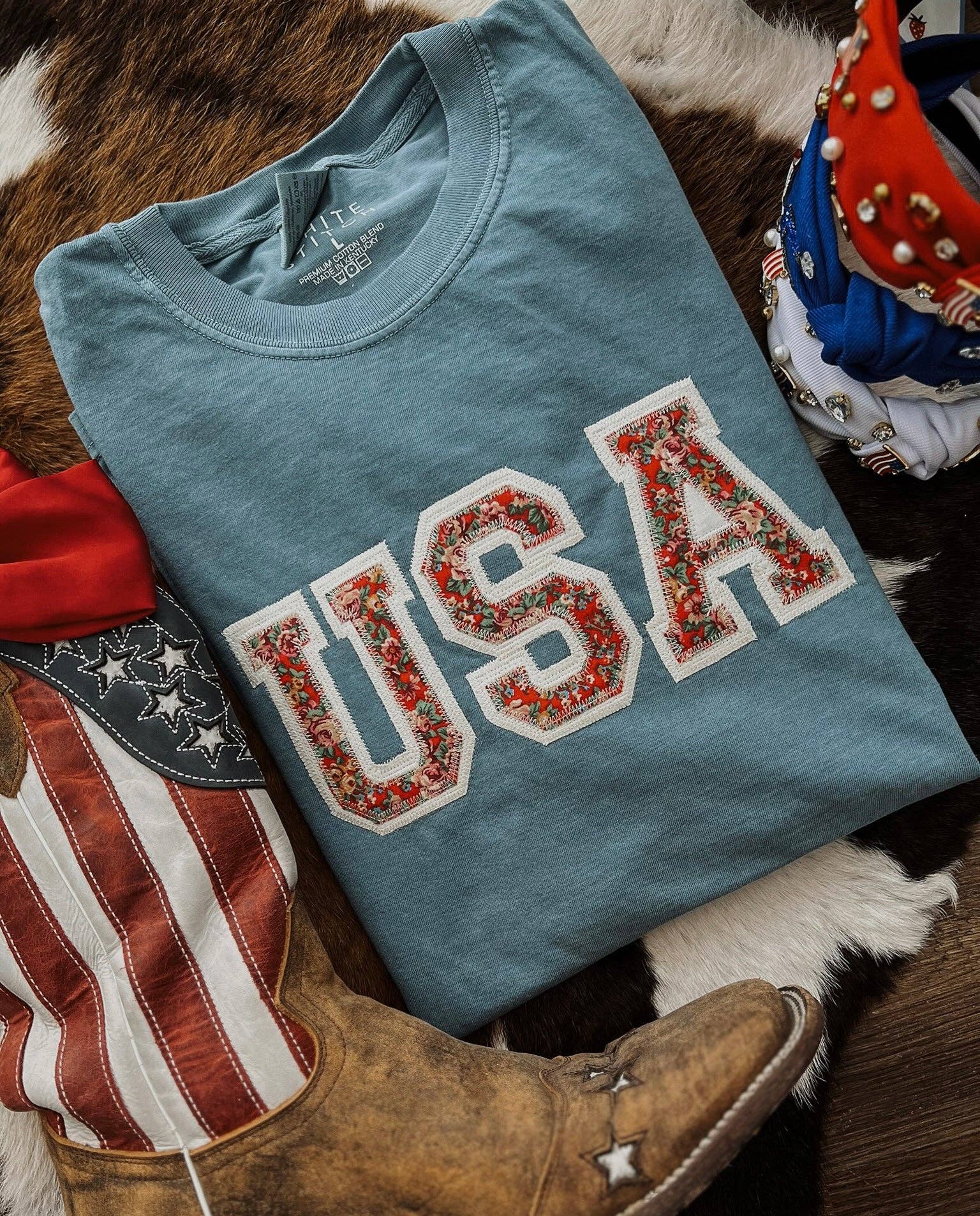 USA Vintage Floral, Feathered Farmhouse