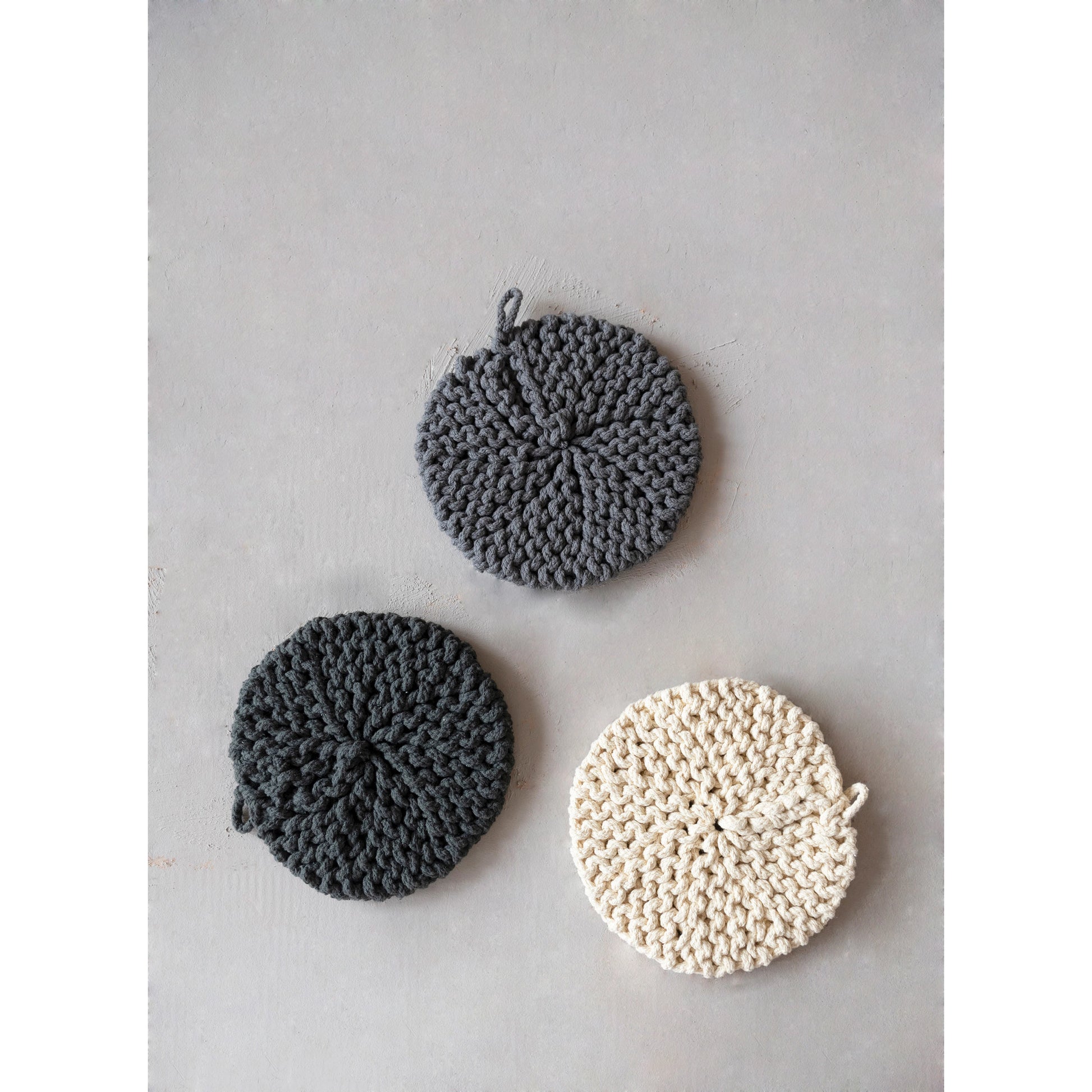  Round Crocheted Pot Holders, The Feathered Farmhouse