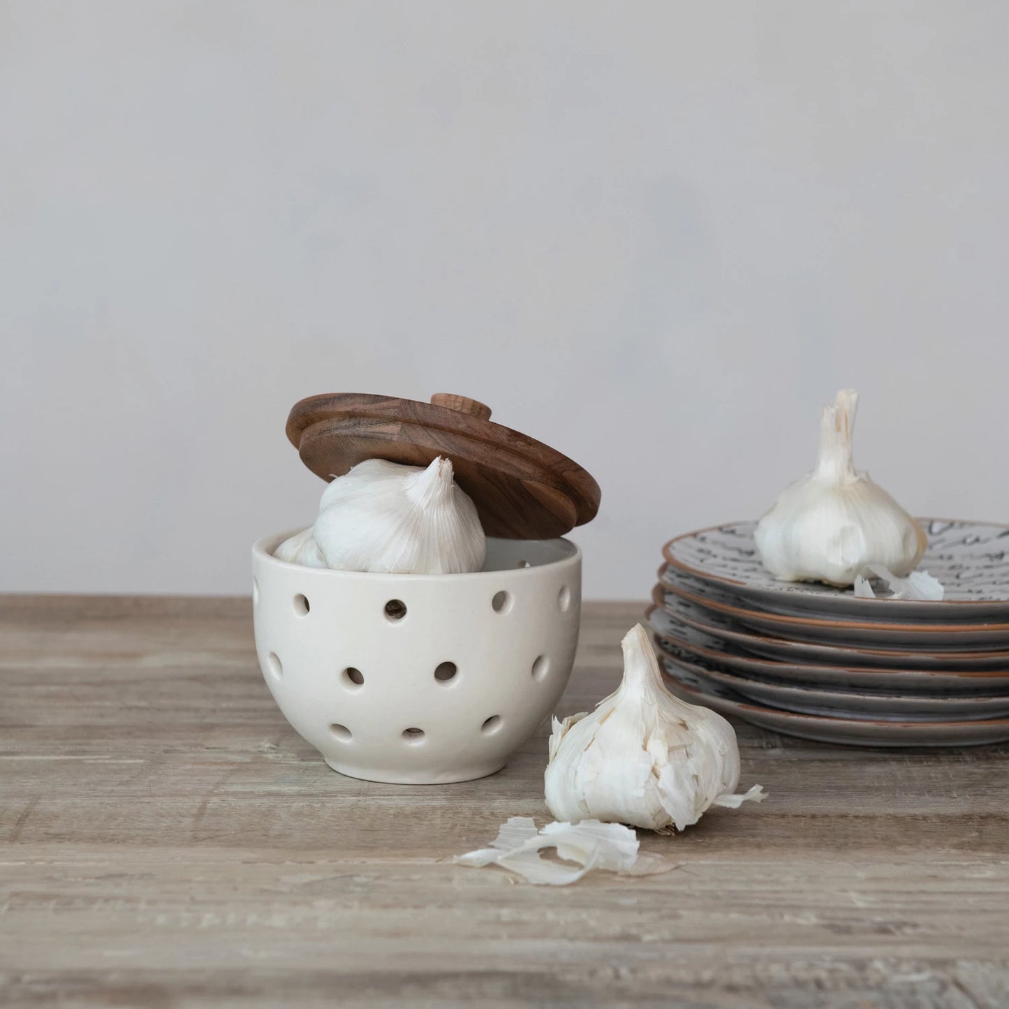 Stoneware Garlic/Onion Keeper, Feathered Farmhouse