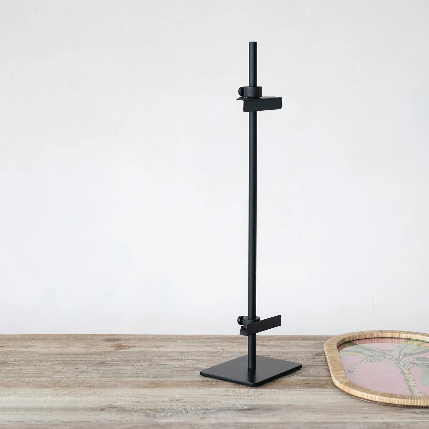 Metal Adjustable Easel, Feathered Farmhouse