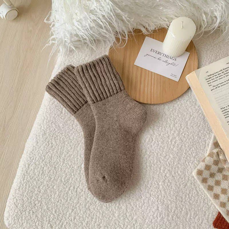 Cozy Ribbed Thick Crew Socks