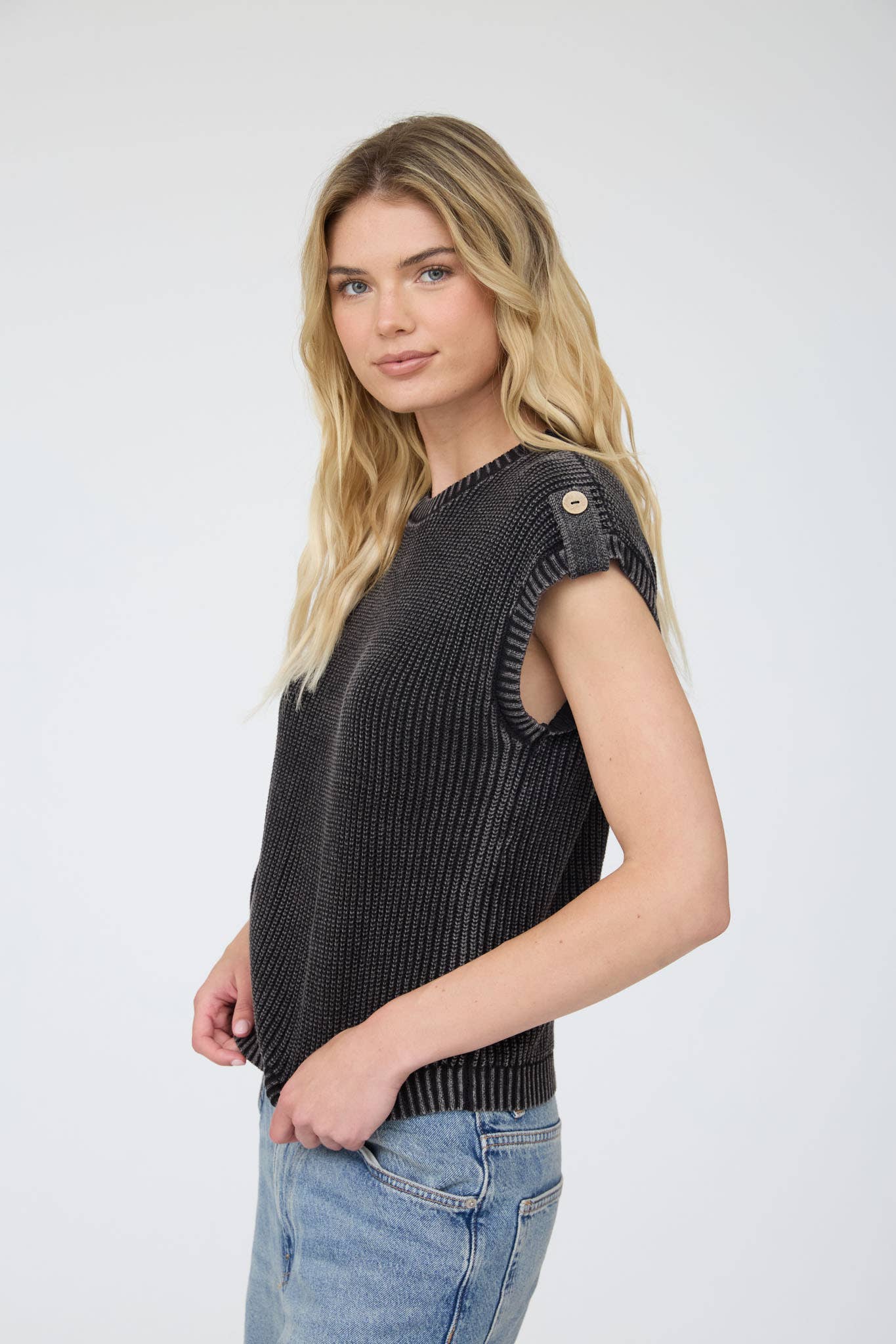 Charcoal Acid Washed Top, Feathered Farmhouse