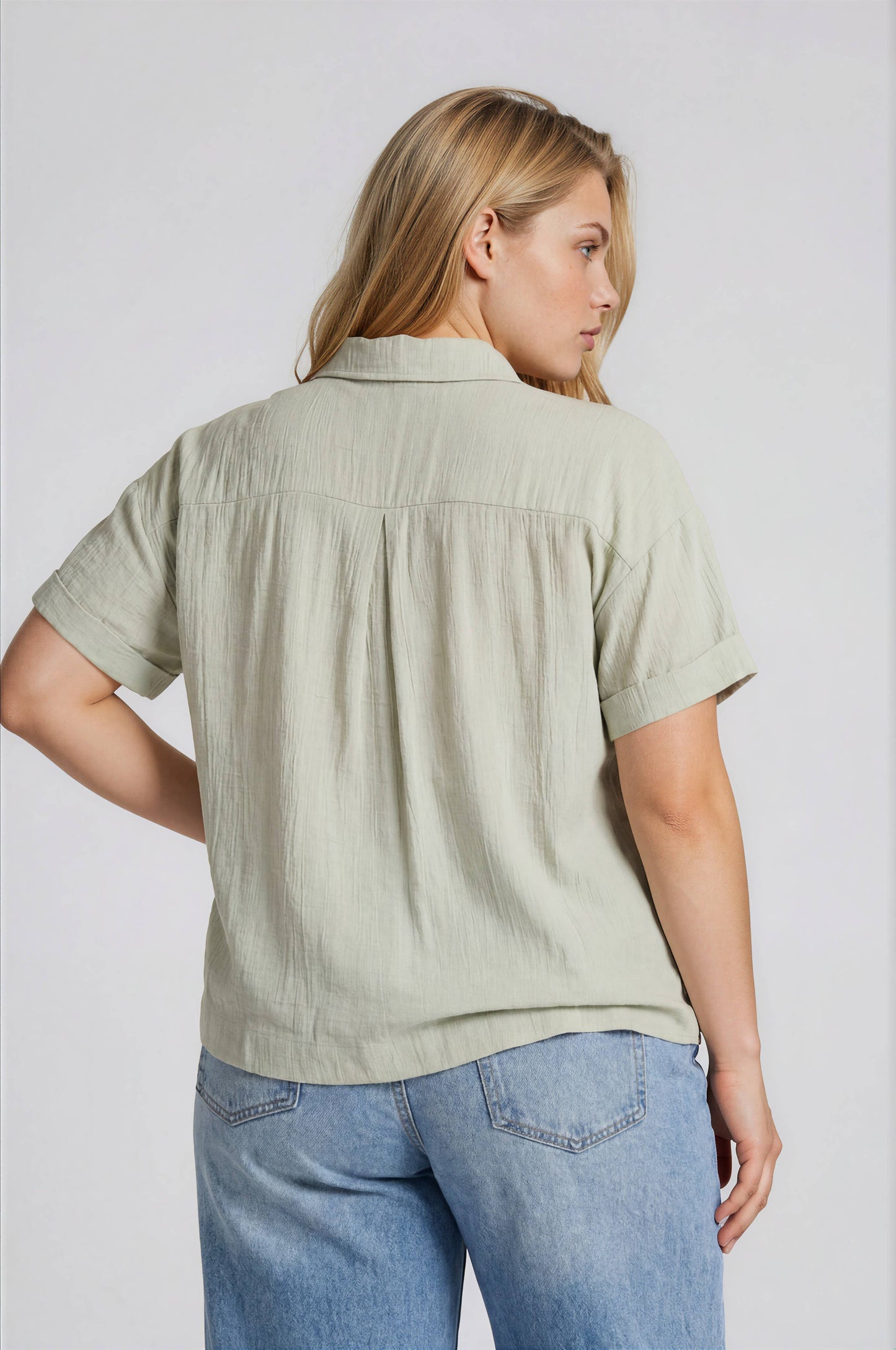 Collared Button Down Top, Feathered Farmhouse