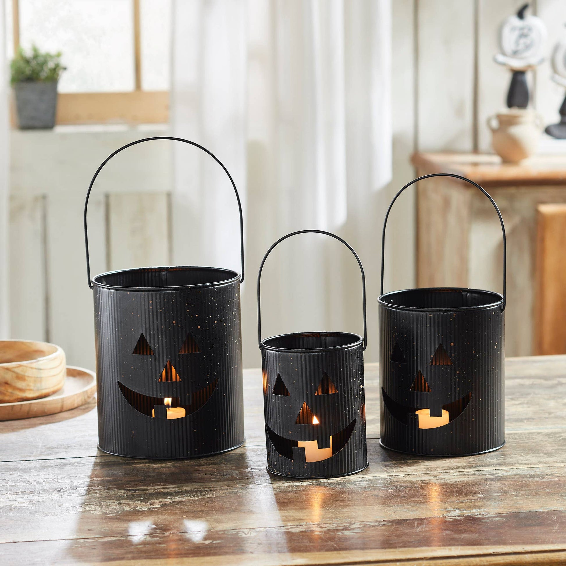 Jack-O'-Lantern Halloween Bucket, Feathered Farmhouse