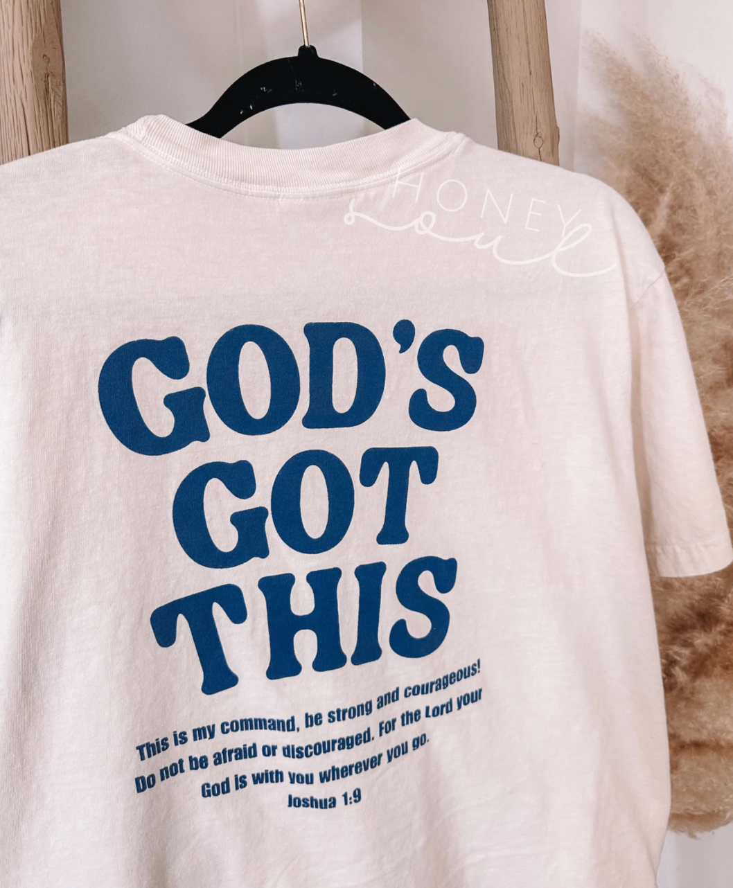 God’s Got This Graphic Tee, Feathered Farmhouse