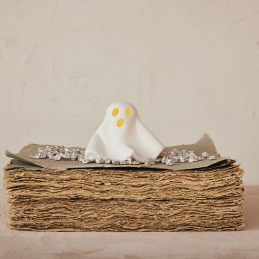 Stoneware Bisque Ghost, Feathered Farmhouse