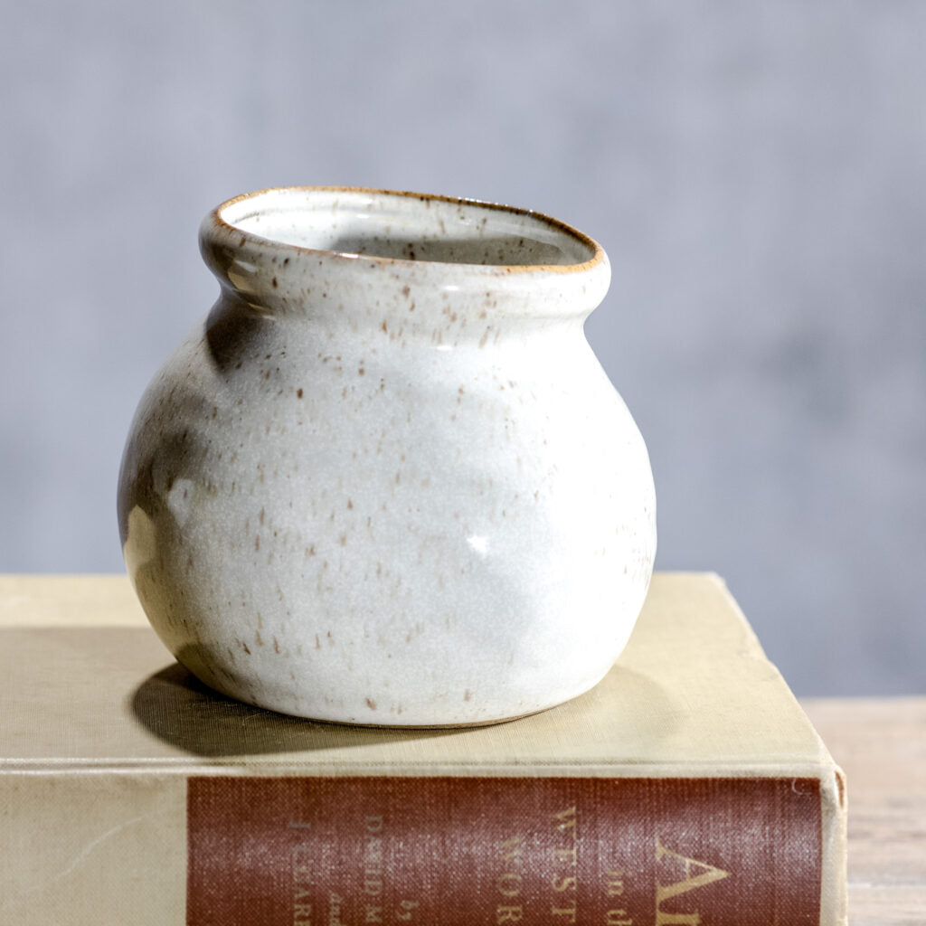 White Sand Pod Vase, The Feathered Farmhouse