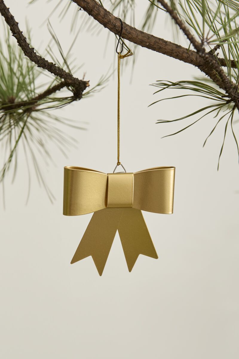 Perfect Bow Ornament, Feathered Farmhouse