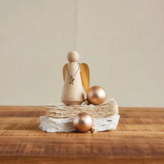Pine Wood Angel, Feathered Farmhouse